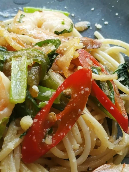 Lemon Garlic Shrimp Zucchini Noodles
